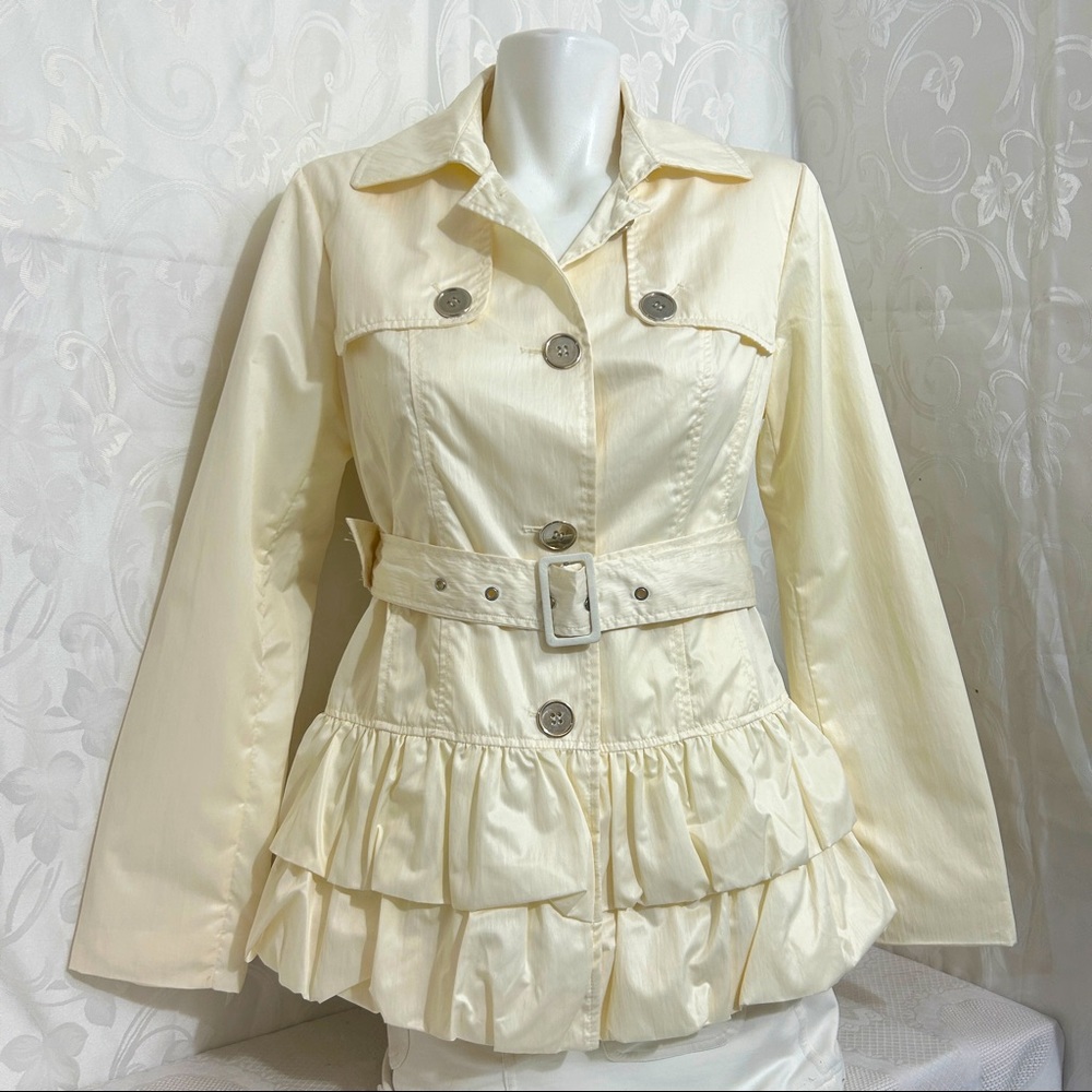Nine West Pearly Shiny White Buttoned Belted Coat